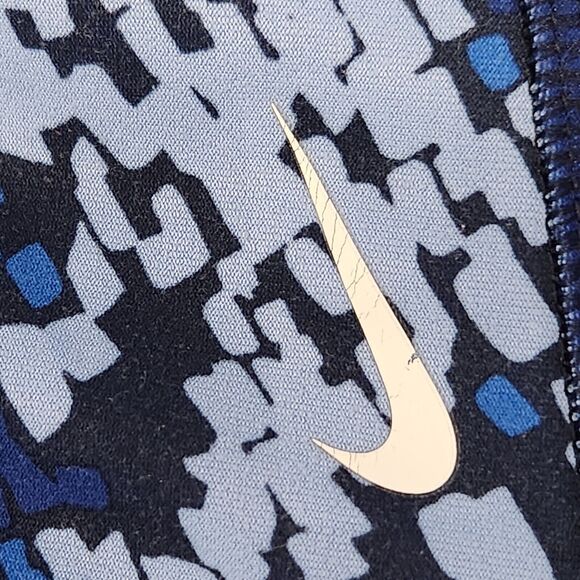 Womens Nike Dri-Fit‎ Legend Legging Recycled Poly Drift 3/4 Crop  Blue Pattern - Picture 12 of 14